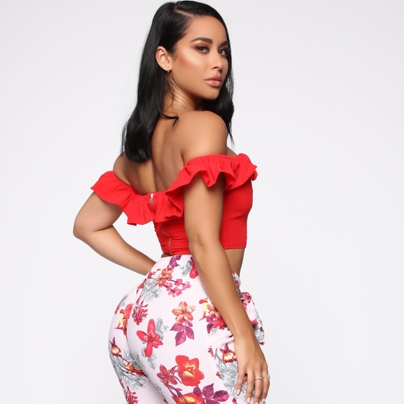 Fashion Nova Crop Top - Picture 3 of 6